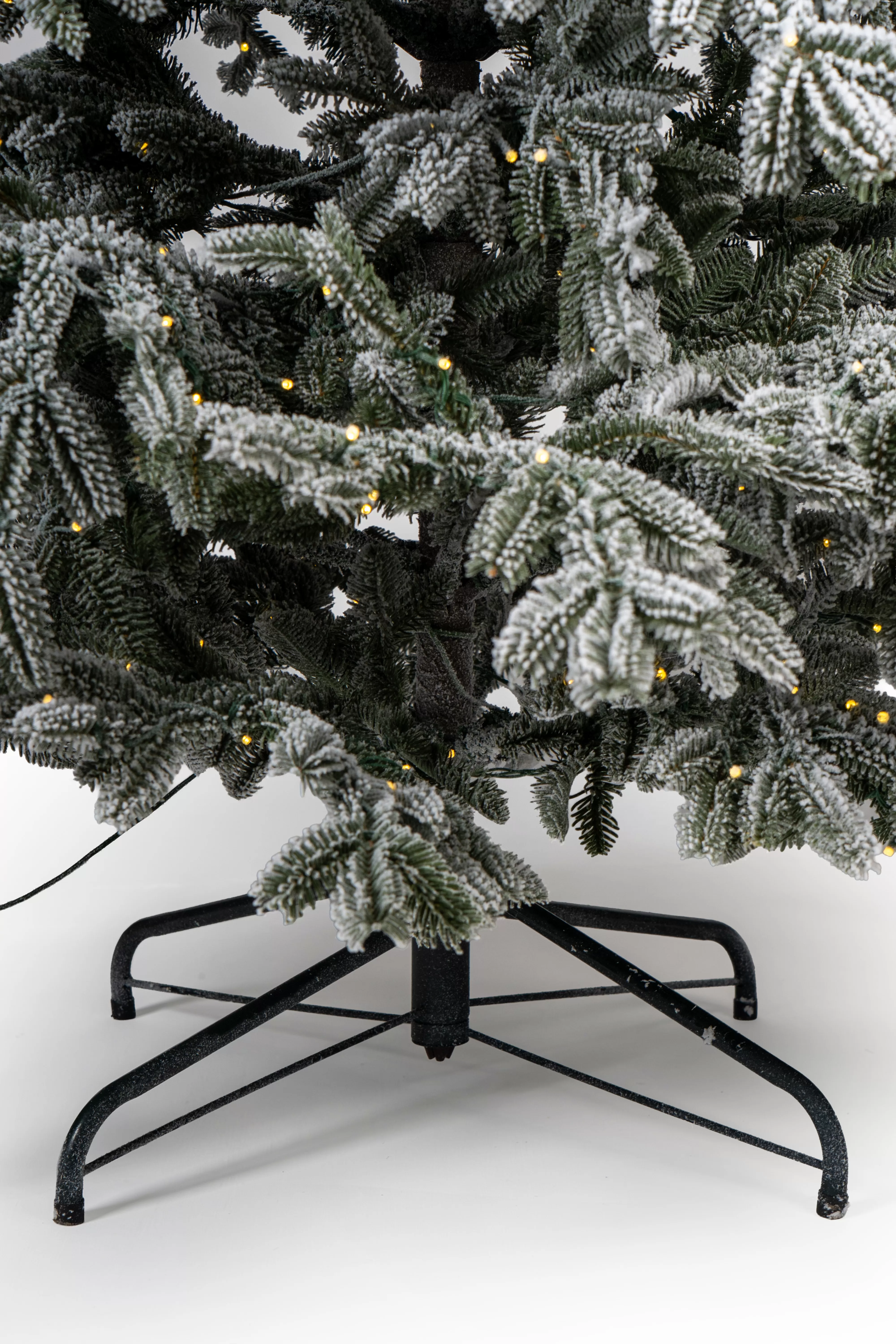 Brad artificial Woodland Snow