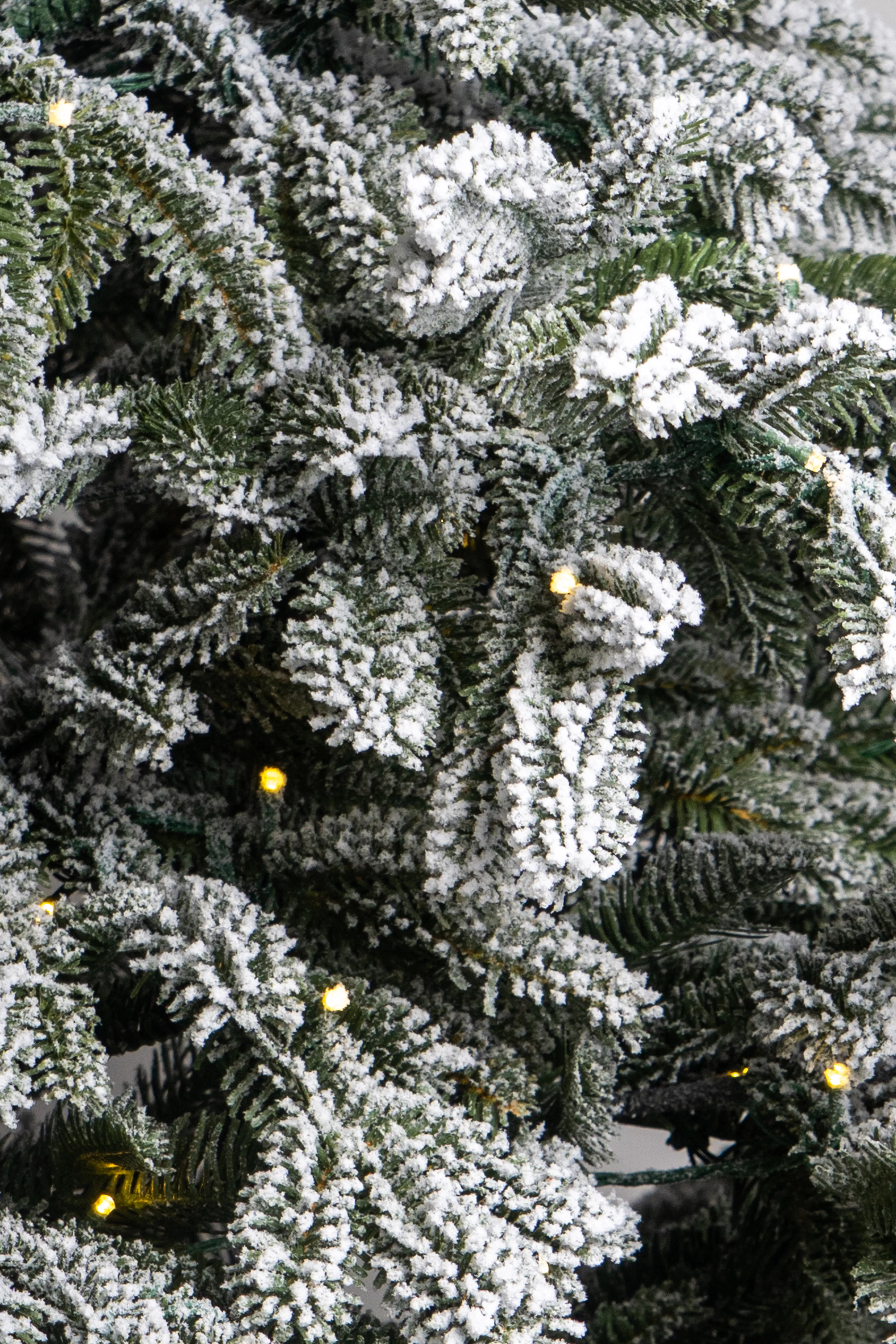 Brad artificial Woodland Snow