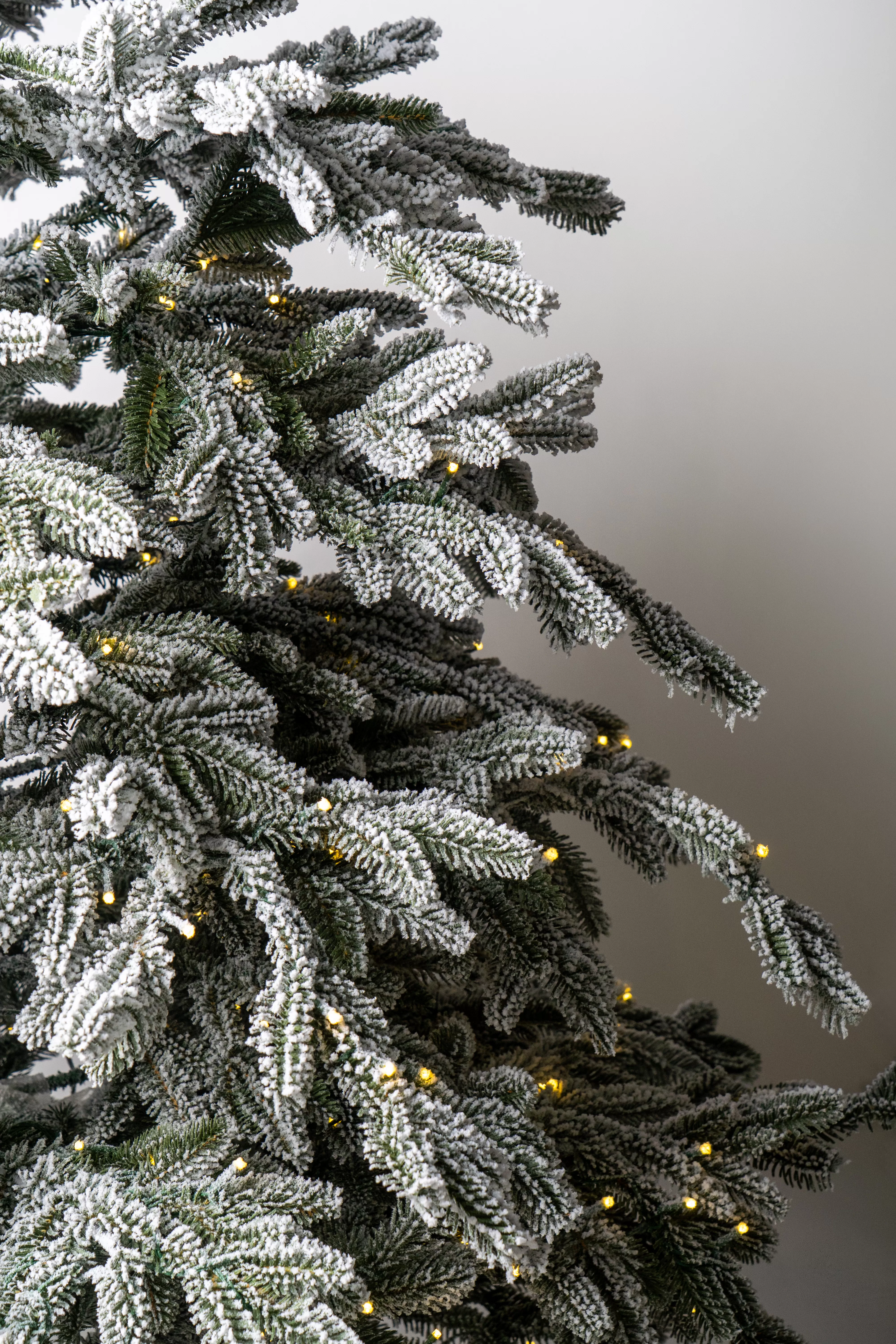 Brad artificial Woodland Snow